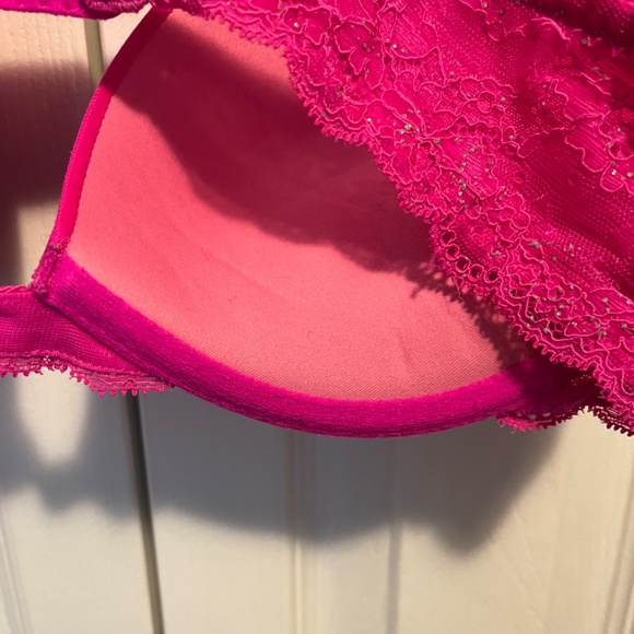 Victorias Secret size 34c bra - Picture 8 of 12